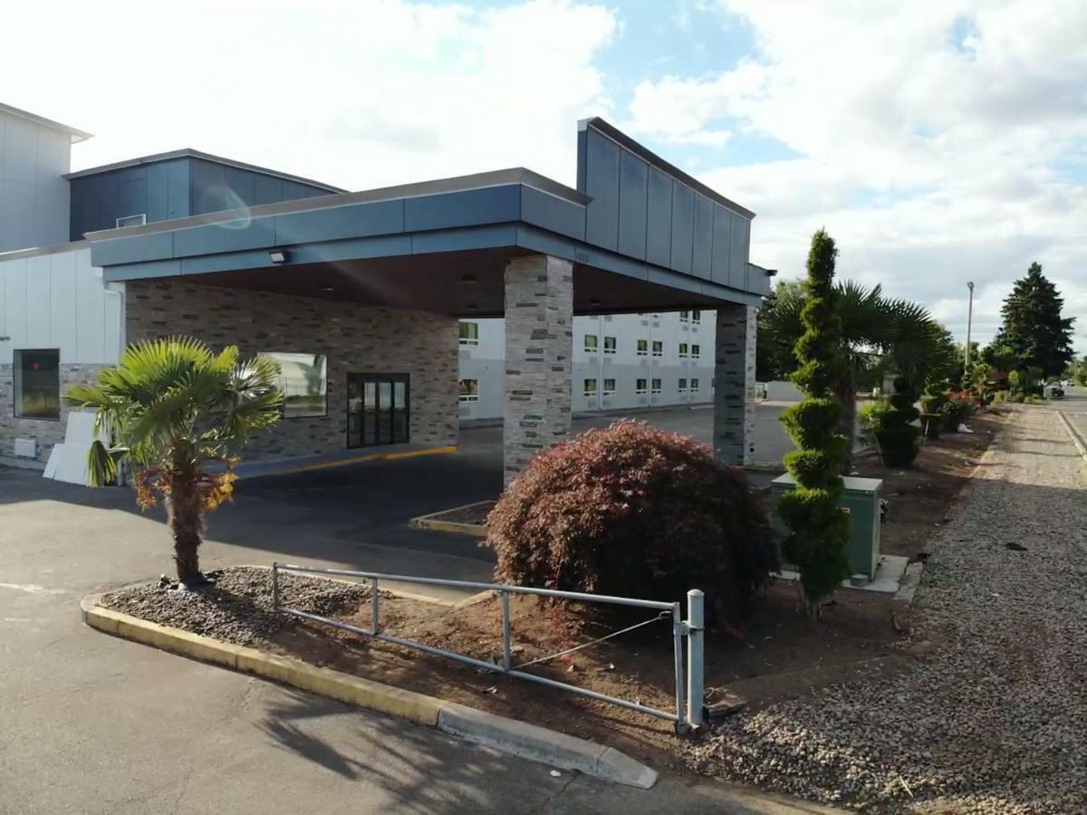 Capital Inn & Suites Salem Ngoại thất bức ảnh